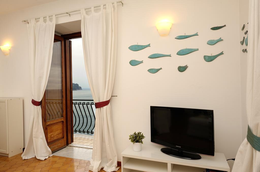 Pagliarulo Complex By Amalfivacation Apartment Ravello Room photo